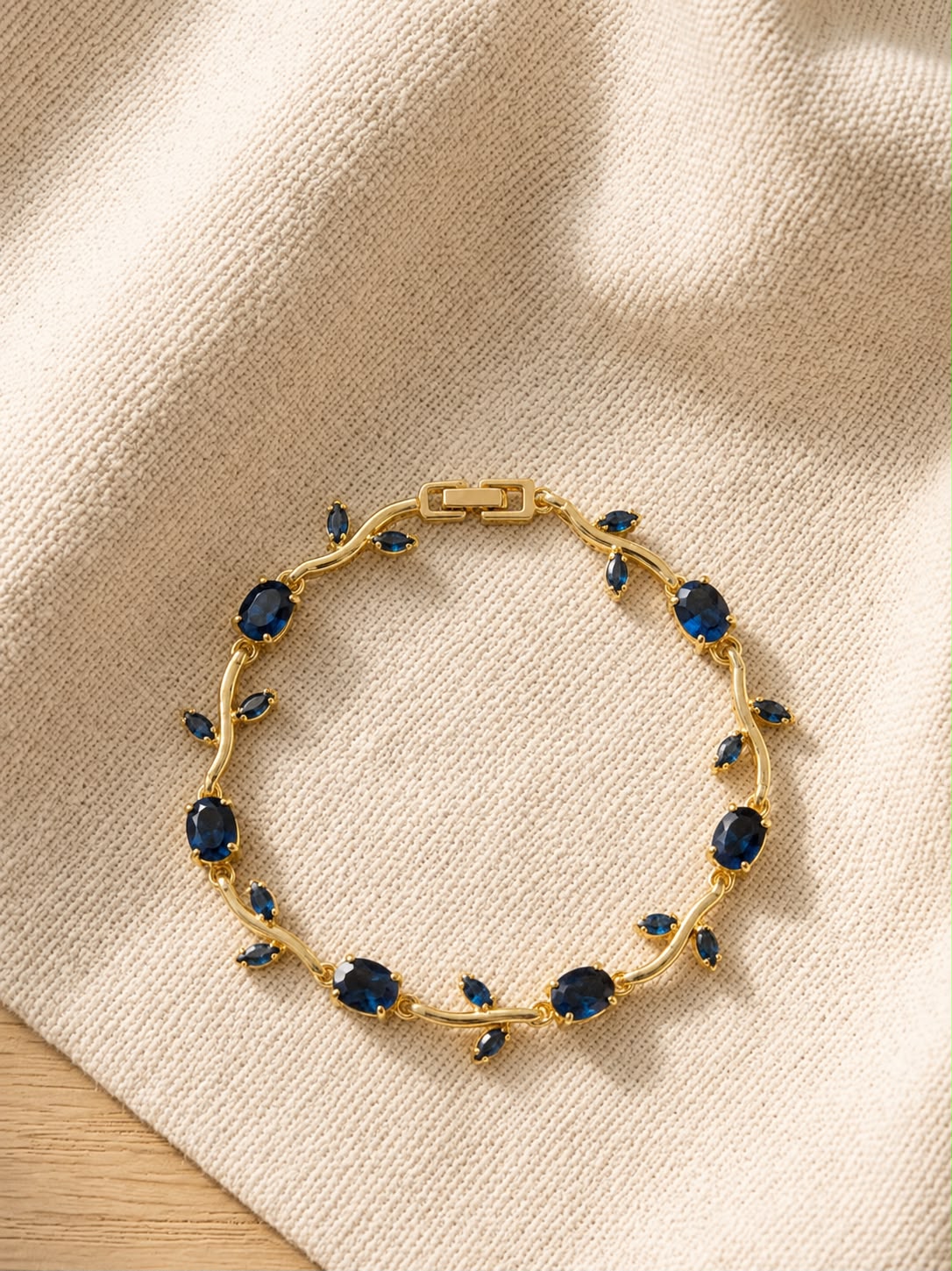 Crystal Gold Tulip Bracelet (blue) Crystal Gold Tulip Bracelet (Blue) - Image 1