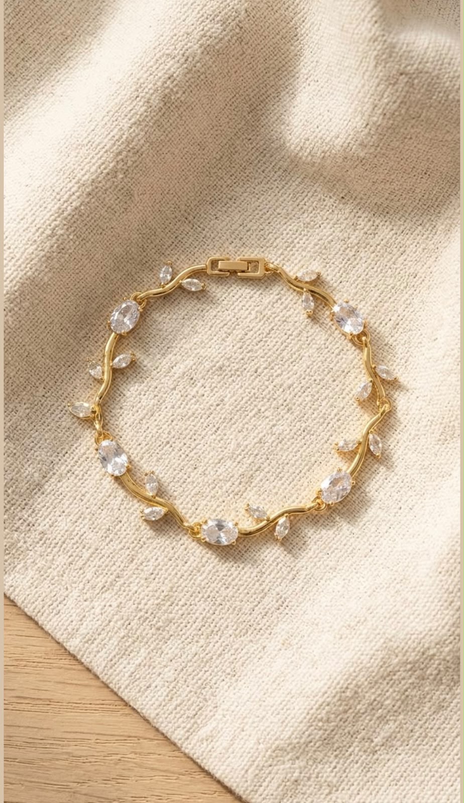 Crystal Gold Tulip Bracelet (white) Crystal Gold Tulip Bracelet (White) - Image 1